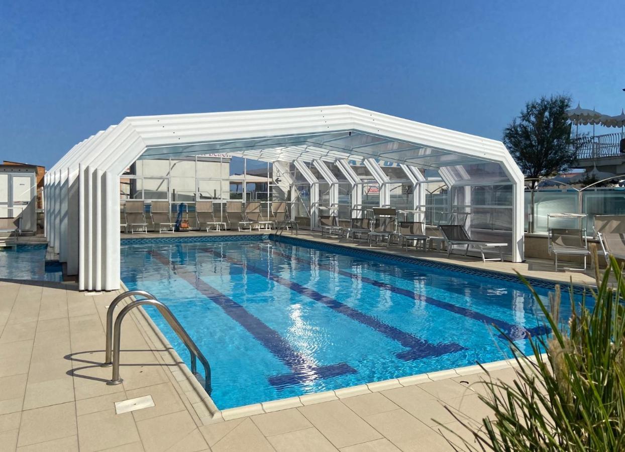 Hotel Solemare 밀라노마리티마 외부 사진